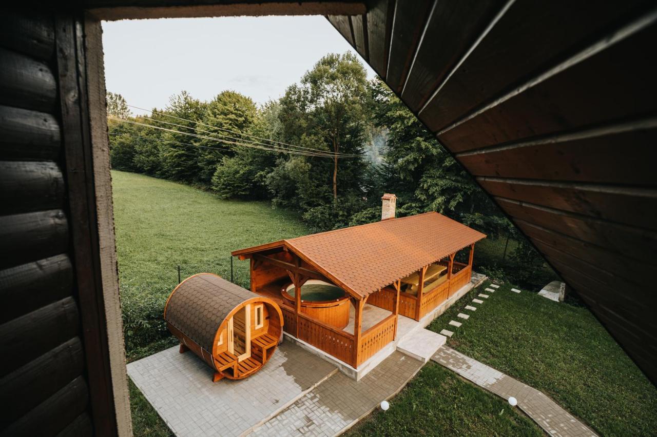Sugopatak Kulcsoshaz Villa Извоаре Екстериор снимка