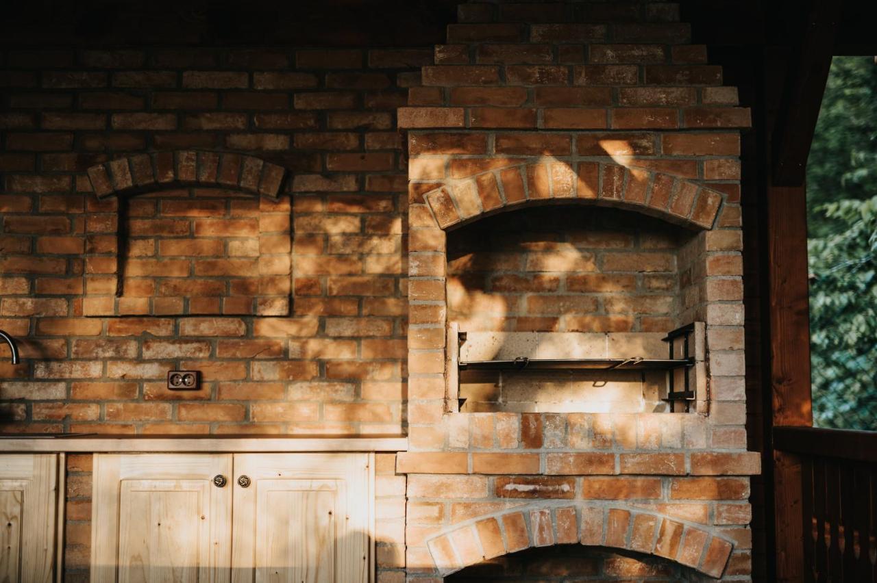 Sugopatak Kulcsoshaz Villa Извоаре Екстериор снимка