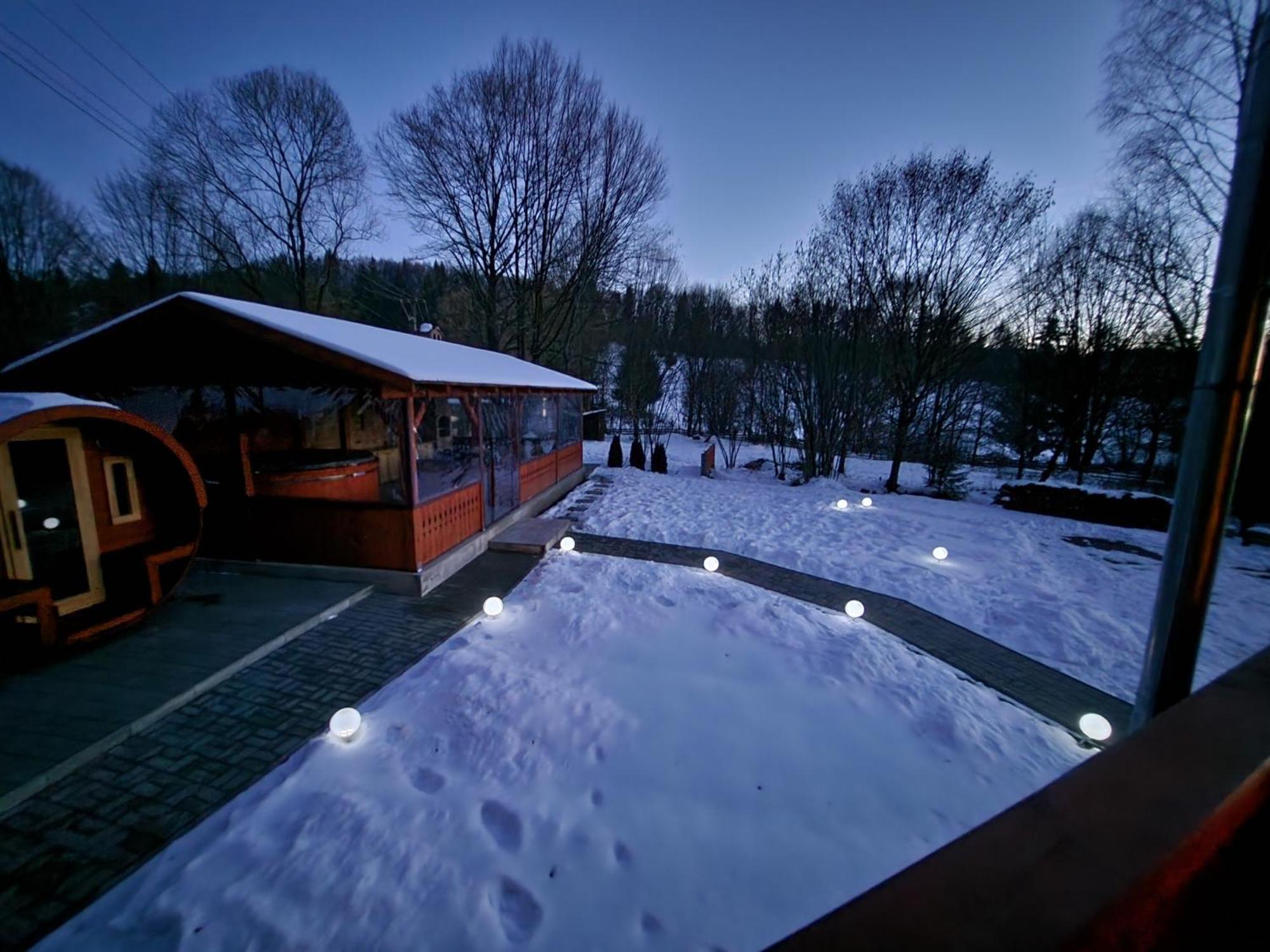 Sugopatak Kulcsoshaz Villa Извоаре Екстериор снимка